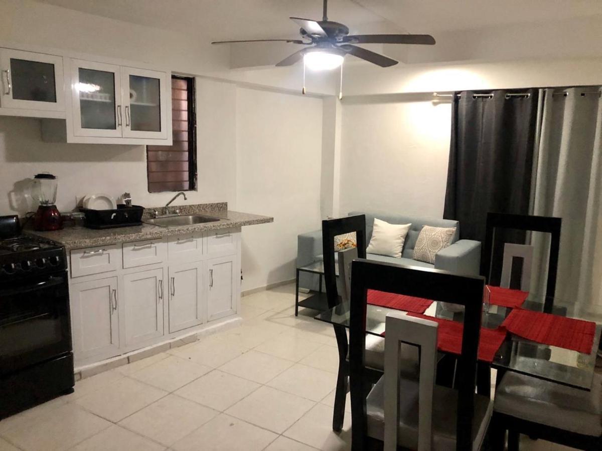 סנטיאגו דה לוס קבאלרוס Convenient And Affordable Furnished Apartment II מראה חיצוני תמונה